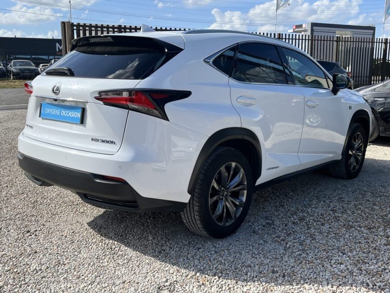 LEXUS NX300H AWD F-Sport  03/2016