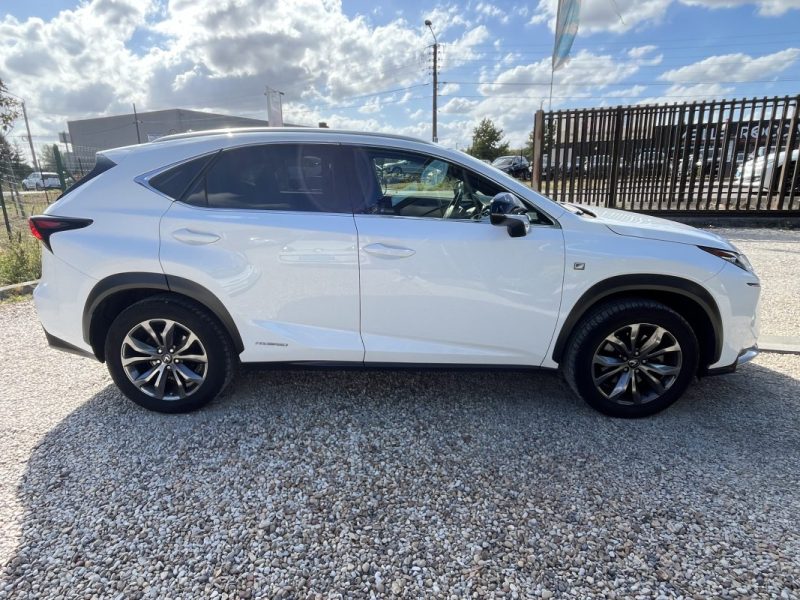 LEXUS NX300H AWD F-Sport  03/2016