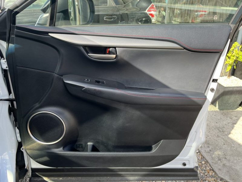 LEXUS NX300H AWD F-Sport  03/2016