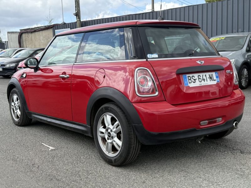 MINI MINI 2011