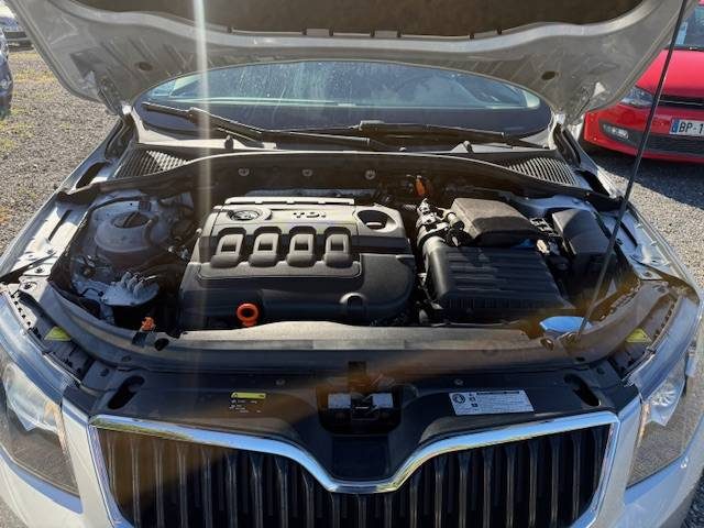 Skoda Octavia 1.6 TDI Ambition 2014 - 81006 KM