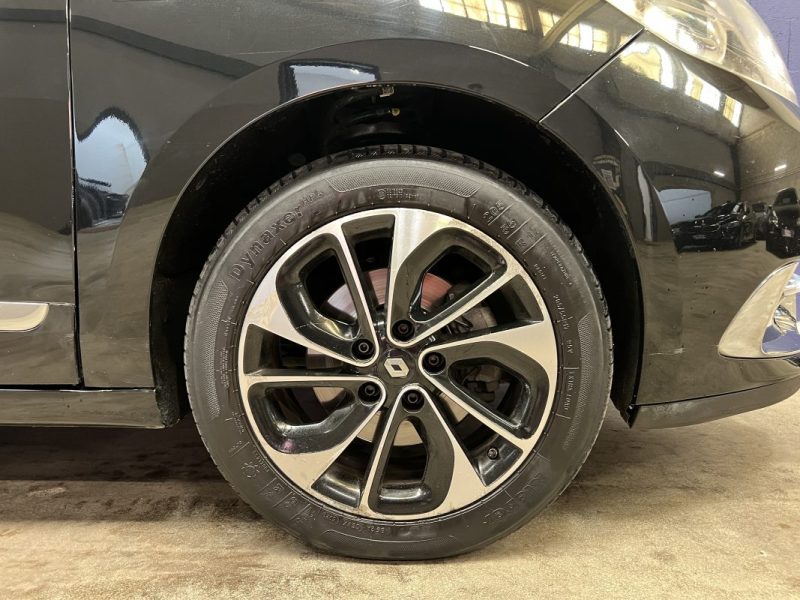 RENAULT  GRAND SCENIC 1.2 TCE - 7 PLACES - FINITION BOSE - 144000KM 