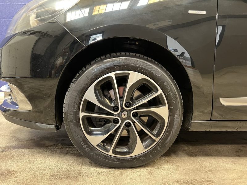 RENAULT  GRAND SCENIC 1.2 TCE - 7 PLACES - FINITION BOSE - 144000KM 