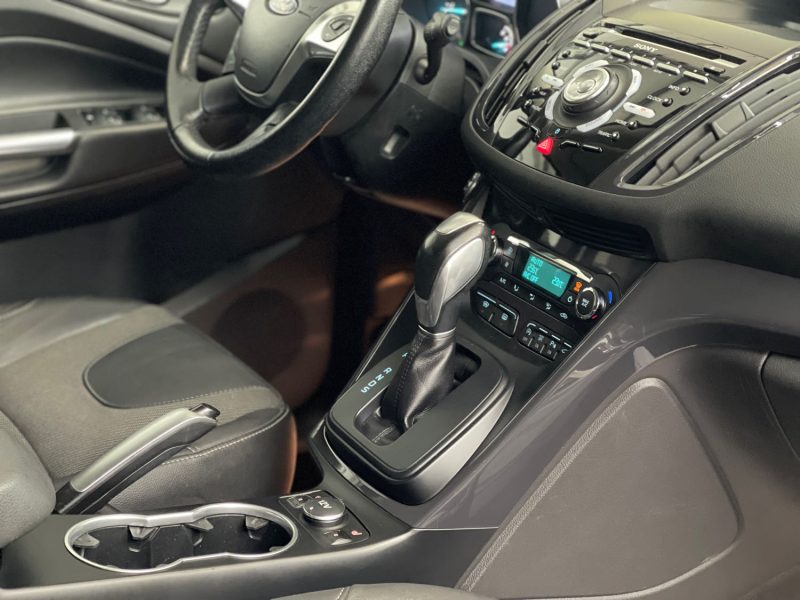 FORD KUGA GARANTIE 12 MOIS 2.0 TDCI 180ch TITANIUM 4X4 POWERSHIFT BVA