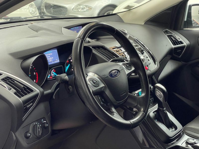 FORD KUGA GARANTIE 12 MOIS 2.0 TDCI 180ch TITANIUM 4X4 POWERSHIFT BVA