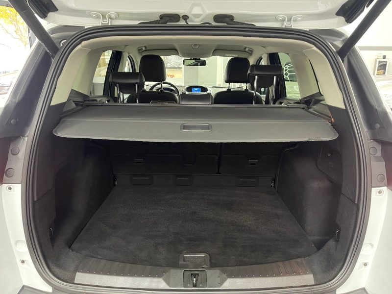 FORD KUGA GARANTIE 12 MOIS 2.0 TDCI 180ch TITANIUM 4X4 POWERSHIFT BVA