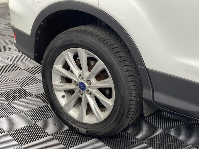 FORD KUGA GARANTIE 12 MOIS 2.0 TDCI 180ch TITANIUM 4X4 POWERSHIFT BVA