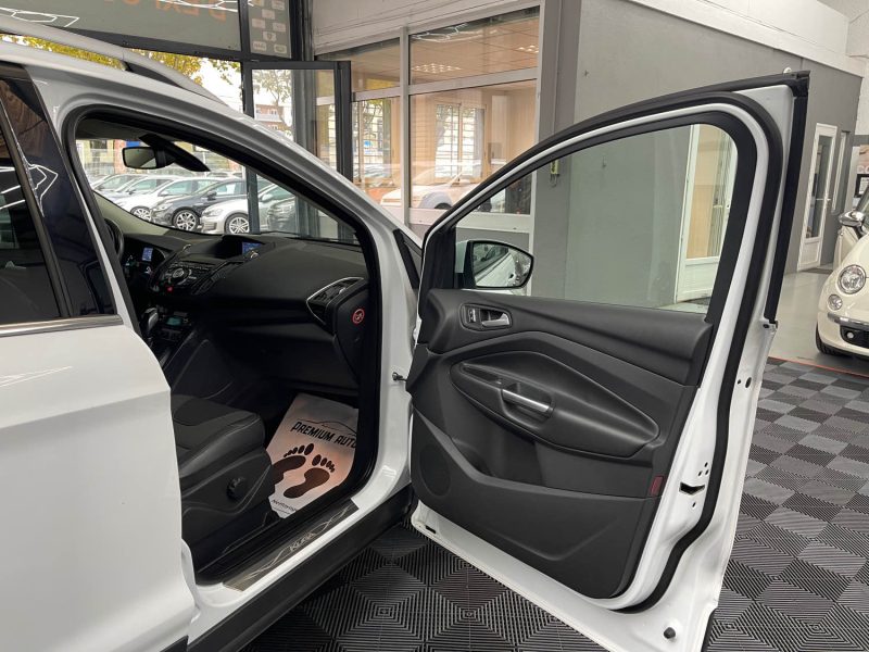 FORD KUGA GARANTIE 12 MOIS 2.0 TDCI 180ch TITANIUM 4X4 POWERSHIFT BVA