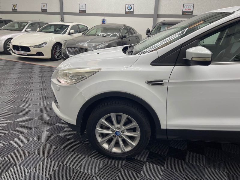FORD KUGA GARANTIE 12 MOIS 2.0 TDCI 180ch TITANIUM 4X4 POWERSHIFT BVA
