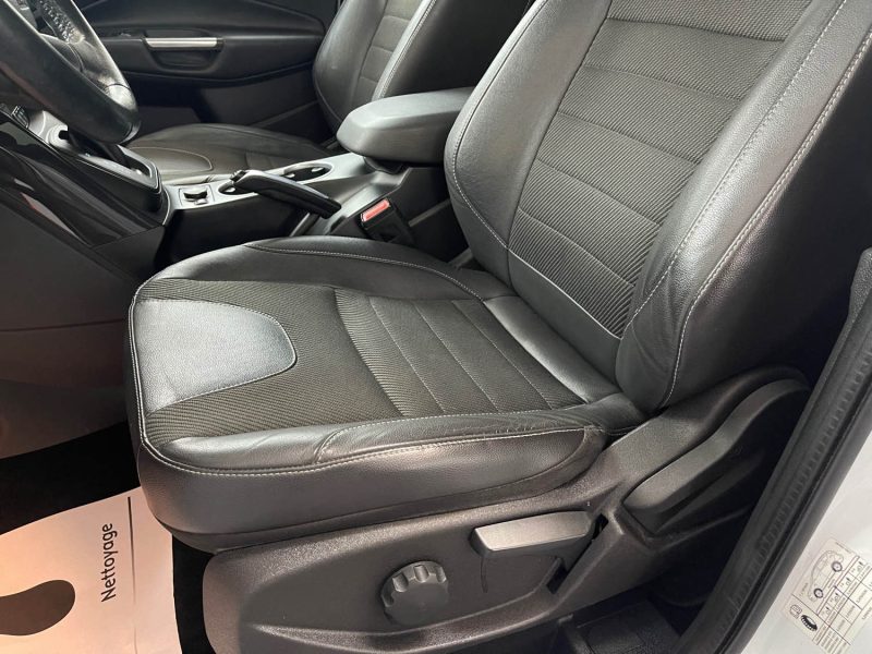 FORD KUGA GARANTIE 12 MOIS 2.0 TDCI 180ch TITANIUM 4X4 POWERSHIFT BVA