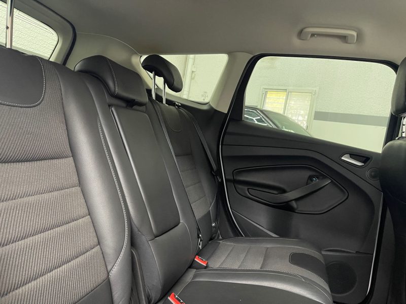 FORD KUGA GARANTIE 12 MOIS 2.0 TDCI 180ch TITANIUM 4X4 POWERSHIFT BVA