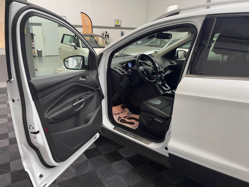 FORD KUGA GARANTIE 12 MOIS 2.0 TDCI 180ch TITANIUM 4X4 POWERSHIFT BVA