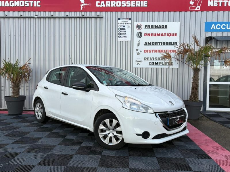 PEUGEOT 208 I  2014
