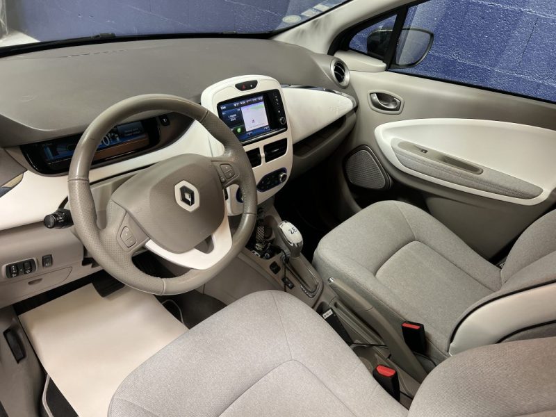 RENAULT ZOE ZEN + PACK CITY -  42KW -  SOH 90% - 99000KM 