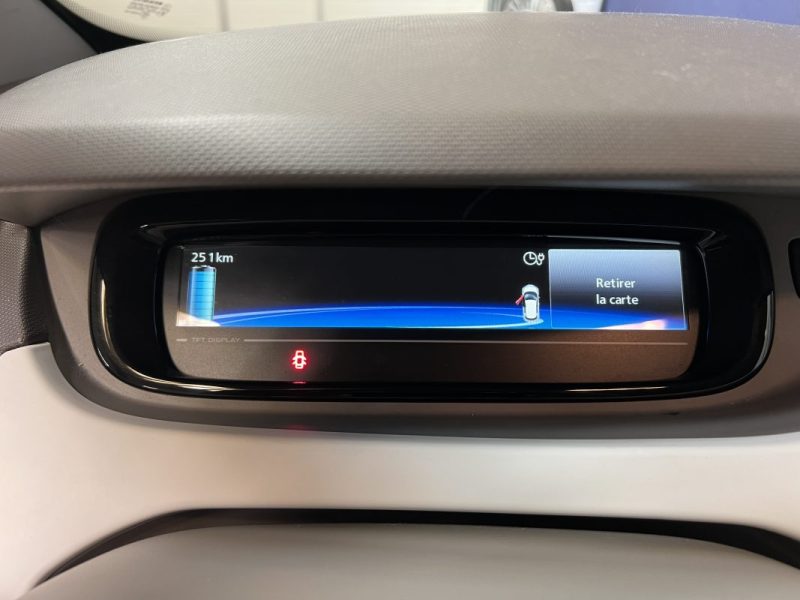 RENAULT ZOE ZEN + PACK CITY -  42KW -  SOH 90% - 99000KM 