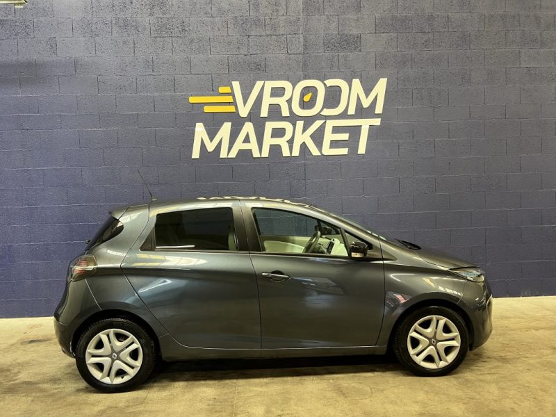 RENAULT ZOE ZEN + PACK CITY -  42KW -  SOH 90% - 99000KM 