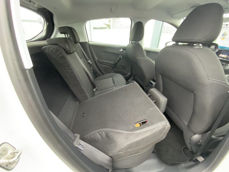 PEUGEOT 208 1.6 BLUE HDI 75 CV ACTIVE BUSINESS