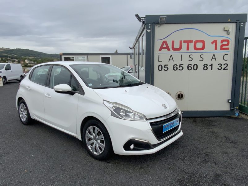 PEUGEOT 208 1.6 BLUE HDI 75 CV ACTIVE BUSINESS