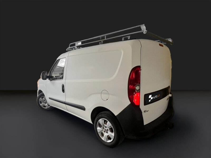 FIAT DOBLO 2012