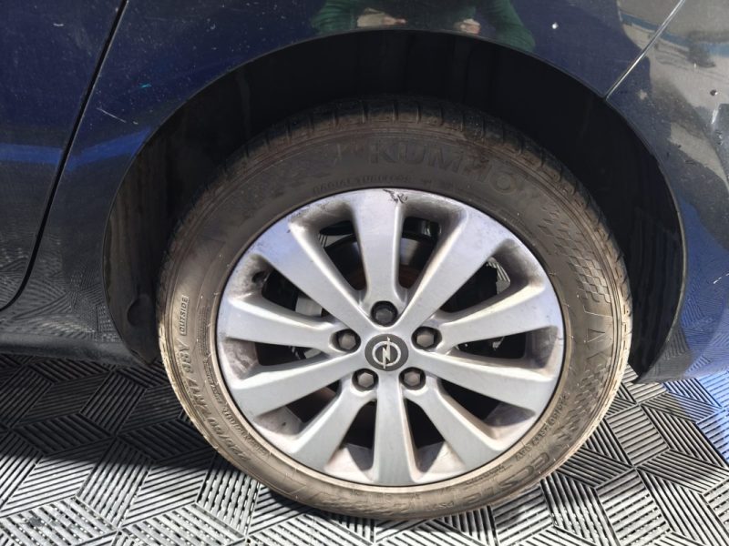 OPEL ZAFIRA TOURER 2.0 CDTI 110 Cv COSMO PACK - RADAR AVANT ET ARRIERE - CLIMATISATION - LED INTERIEUR  2013