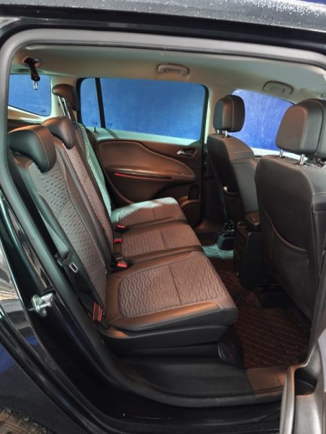 OPEL ZAFIRA TOURER 2.0 CDTI 110 Cv COSMO PACK - RADAR AVANT ET ARRIERE - CLIMATISATION - LED INTERIEUR  2013