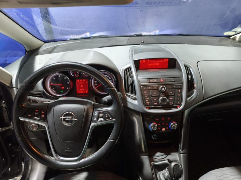 OPEL ZAFIRA TOURER 2.0 CDTI 110 Cv COSMO PACK - RADAR AVANT ET ARRIERE - CLIMATISATION - LED INTERIEUR  2013