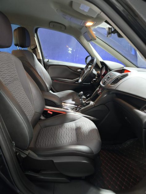 OPEL ZAFIRA TOURER 2.0 CDTI 110 Cv COSMO PACK - RADAR AVANT ET ARRIERE - CLIMATISATION - LED INTERIEUR  2013