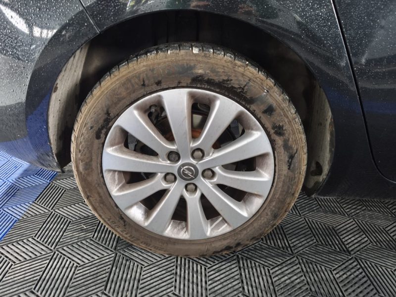 OPEL ZAFIRA TOURER 2.0 CDTI 110 Cv COSMO PACK - RADAR AVANT ET ARRIERE - CLIMATISATION - LED INTERIEUR  2013