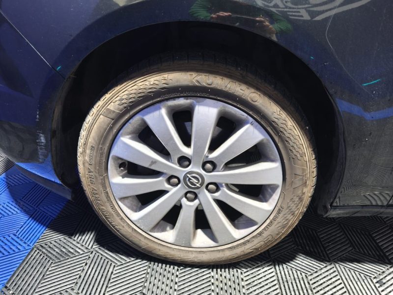 OPEL ZAFIRA TOURER 2.0 CDTI 110 Cv COSMO PACK - RADAR AVANT ET ARRIERE - CLIMATISATION - LED INTERIEUR  2013