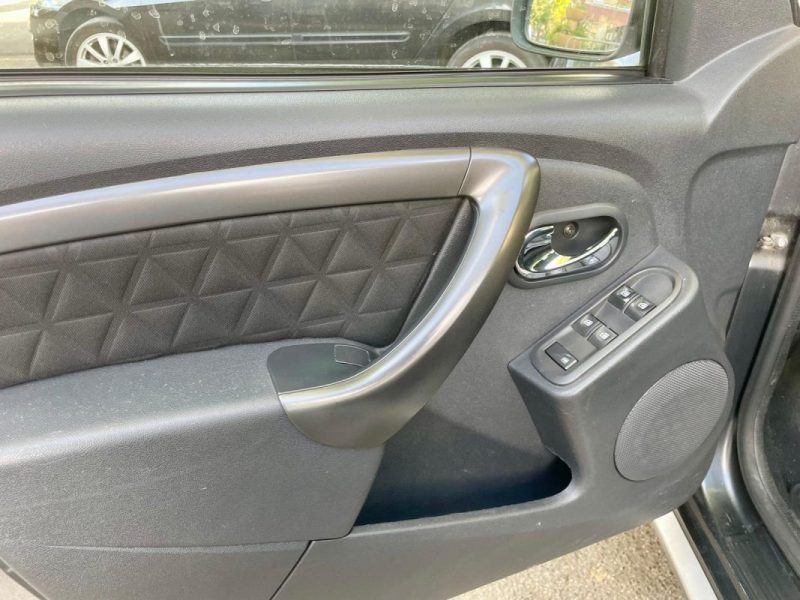 DACIA DUSTER 1.5 dCi 110 PRESTIGE **1ère MAIN**