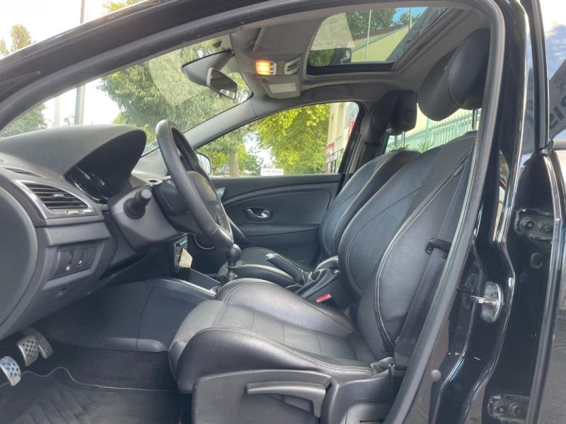 RENAULT MEGANE III 2.0 dCi 160 GT **1ère MAIN**