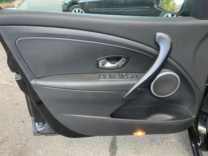 RENAULT MEGANE III 2.0 dCi 160 GT **1ère MAIN**