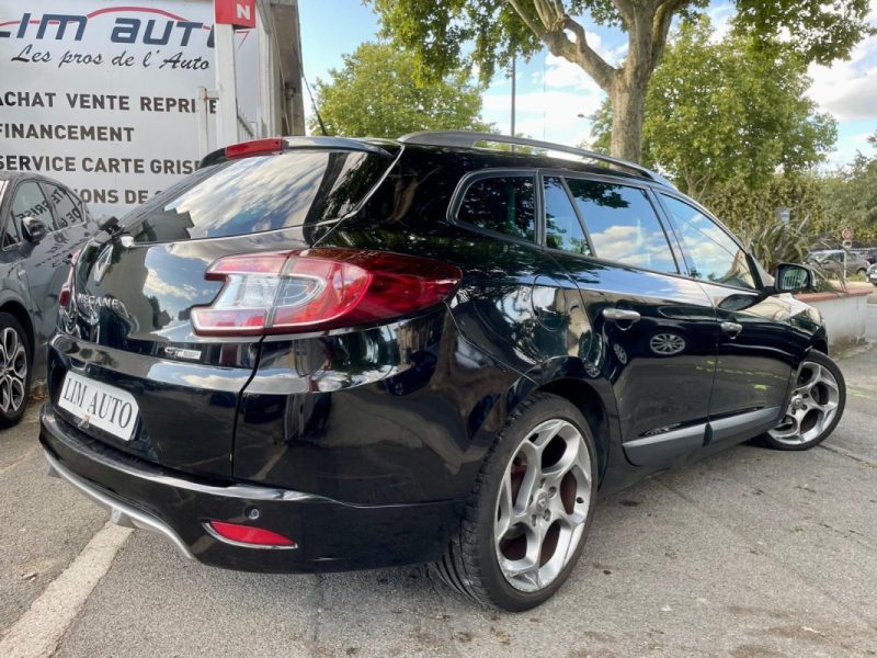 RENAULT MEGANE III 2.0 dCi 160 GT **1ère MAIN**