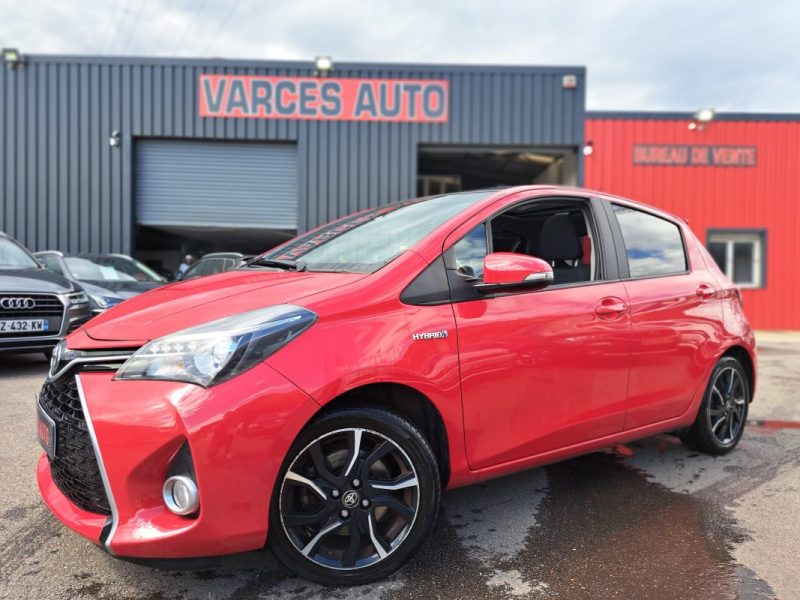 TOYOTA YARIS HYBRID 2015