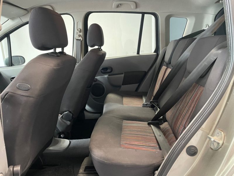 RENAULT GRAND MODUS 1.2i 102CH CONFORT