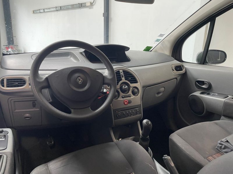 RENAULT GRAND MODUS 1.2i 102CH CONFORT