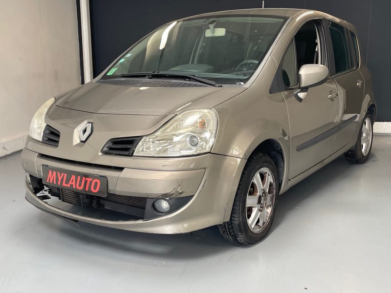 RENAULT GRAND MODUS 1.2i 102CH CONFORT