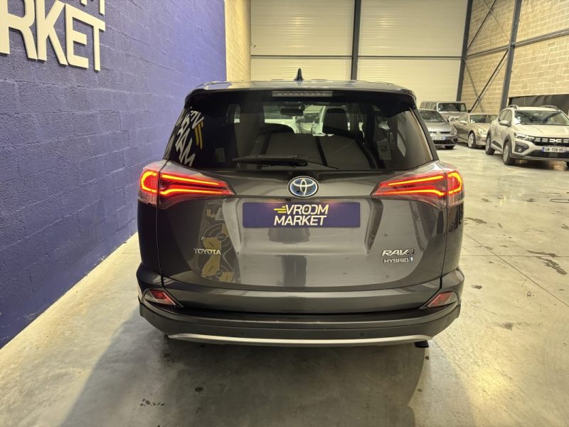 TOYOTA RAV4 197 HYBRIDE DYNAMIC 2WD CVT