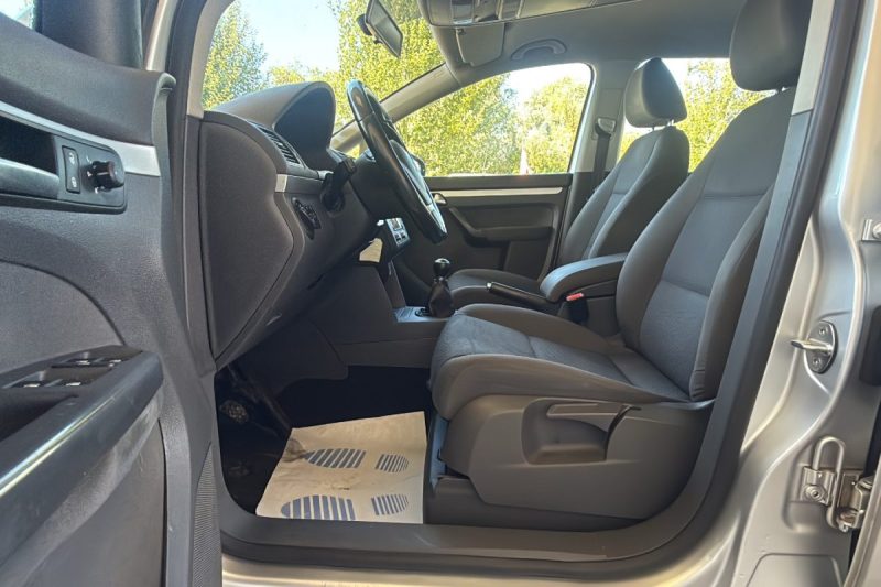 VOLKSWAGEN TOURAN 1.6 TDI 105 Trendline BVM6