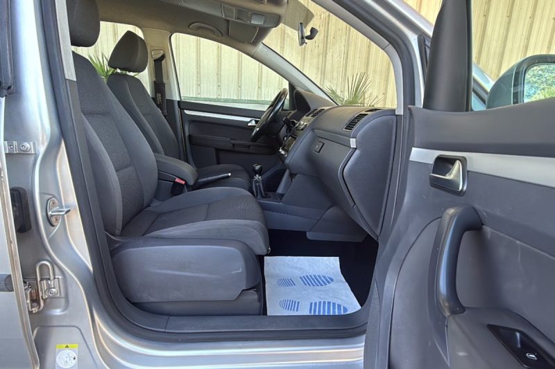 VOLKSWAGEN TOURAN 1.6 TDI 105 Trendline BVM6