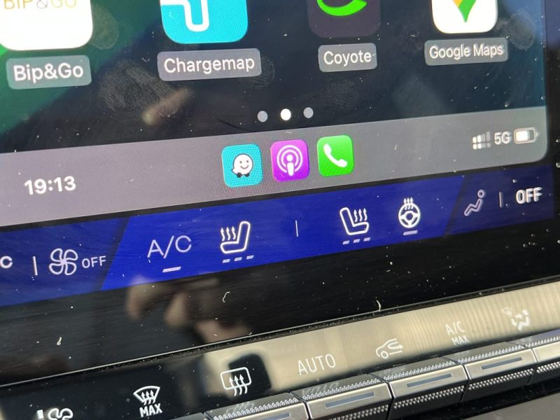 RENAULT SYMBIOZ E-TECH 145cv ICONIC - Harman Kardon - Solar Bay - GARANTIE 11/2026