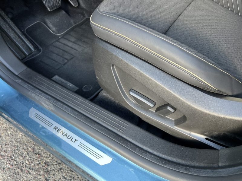 RENAULT SYMBIOZ E-TECH 145cv ICONIC - Harman Kardon - Solar Bay - GARANTIE 11/2026