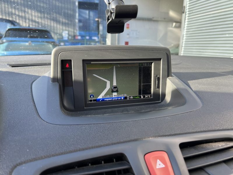 RENAULT MEGANE III 1.5 dCi 90ch ESTATE