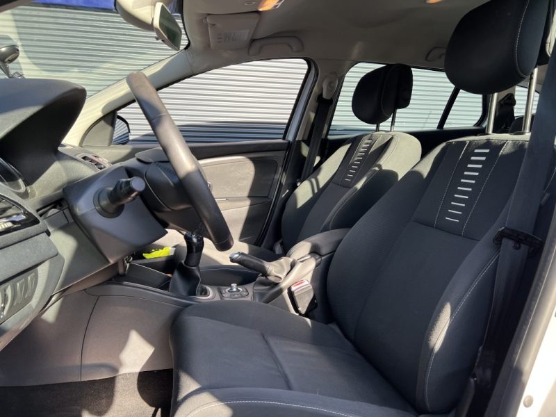 RENAULT MEGANE III 1.5 dCi 90ch ESTATE