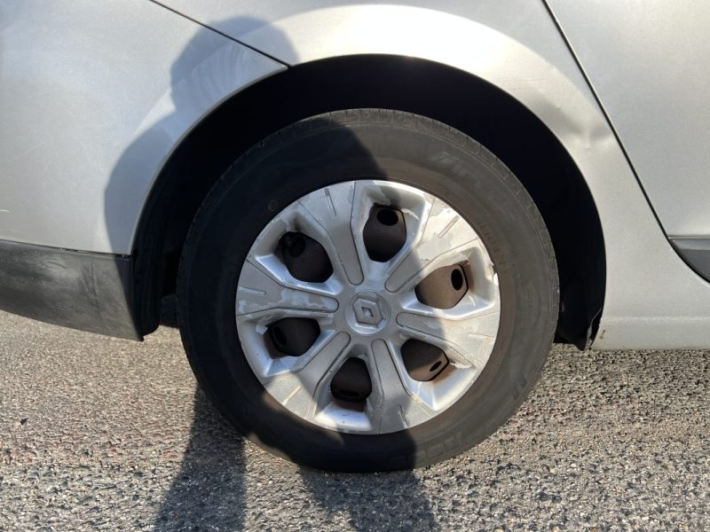 RENAULT MEGANE III 1.5 dCi 90ch ESTATE