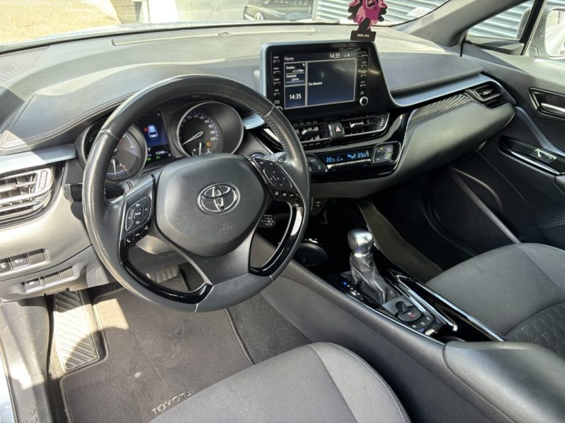 TOYOTA C-HR 2022