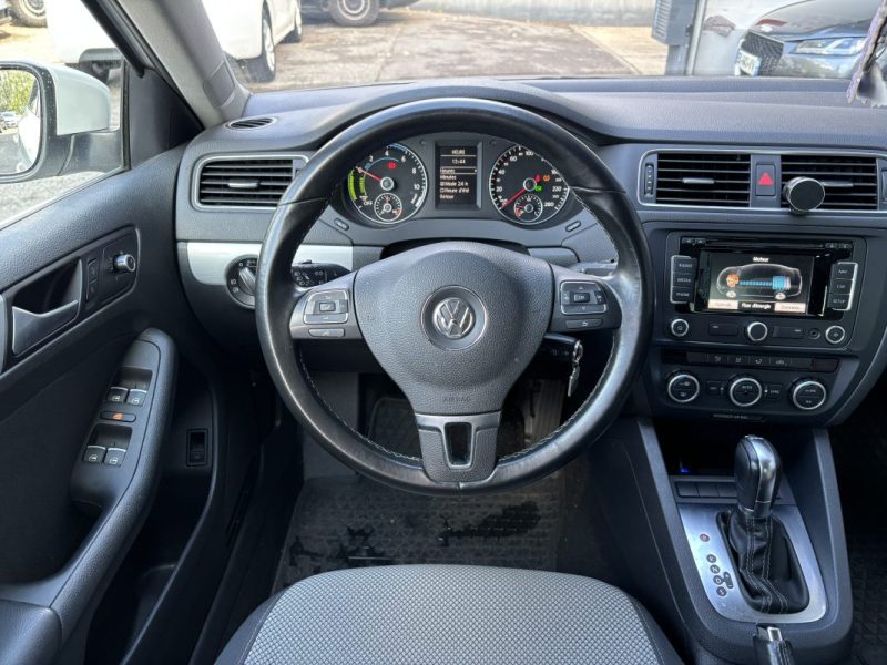 VOLKSWAGEN JETTA HYBRID 1.4 TSi DSG7 150 cv Boîte auto