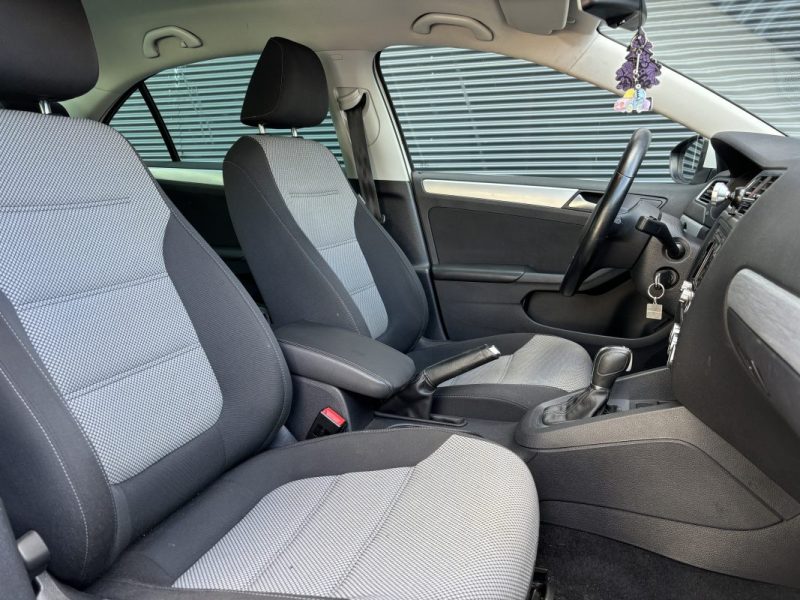 VOLKSWAGEN JETTA HYBRID 1.4 TSi DSG7 150 cv Boîte auto