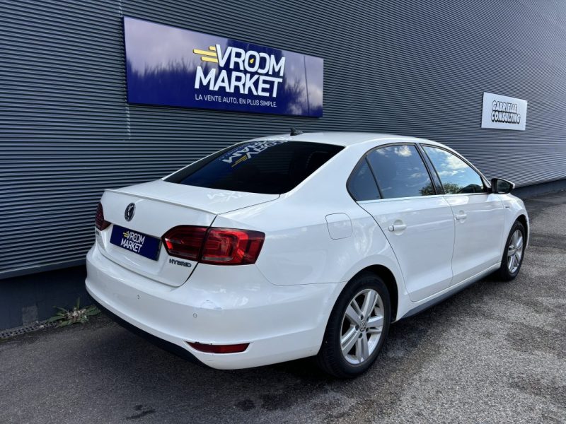 VOLKSWAGEN JETTA HYBRID 1.4 TSi DSG7 150 cv Boîte auto