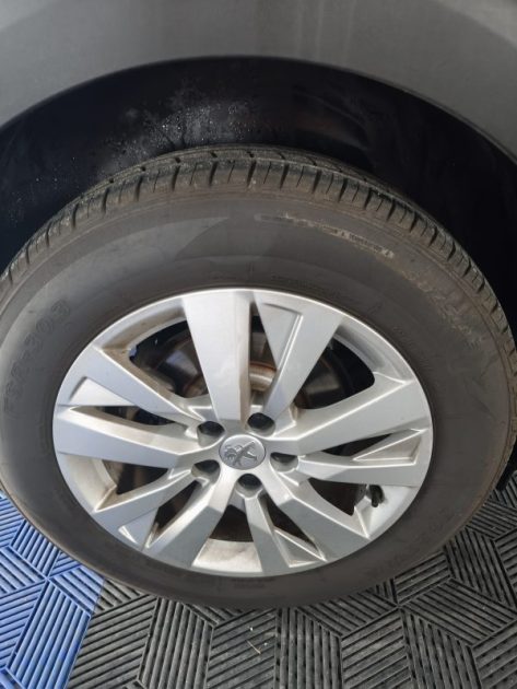 PEUGEOT 3008 1.5 BLUEHDI 130Cv FINITION ALLURE REGULATEUR DE VITESSE - CLIMATISATION - BLUETOOTH  2019